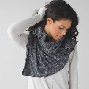 Lululemon scarf